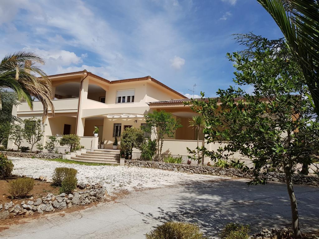 Villa Venus Woods มาร์ตินาฟรังกา ภายนอก รูปภาพ